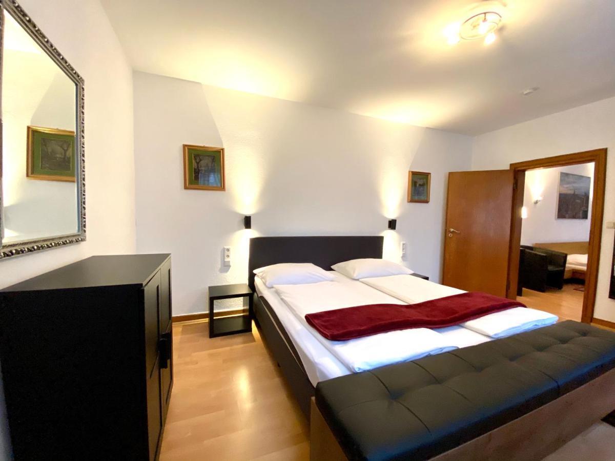 Altstadthotel Hayk Am Rhein Köln